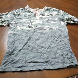 Boys shirt large 10/12 wonder nation